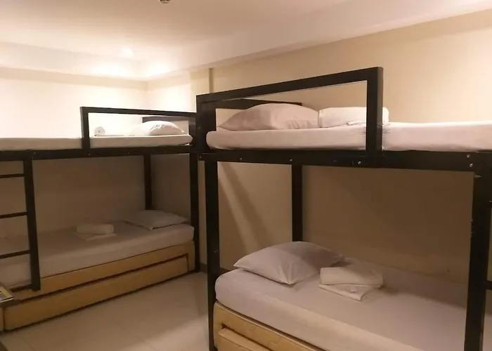 Appart hôtel G *